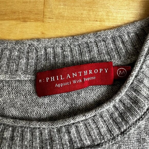 n:PHILANTHROPY Sweater Wool Cashmere Blend‎ Distressed Sleeve Gray Size Medium - Picture 6 of 10